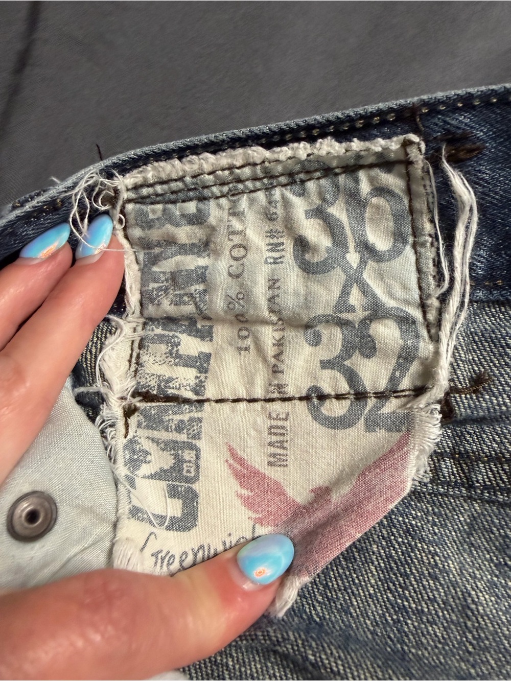 Men's Straight-Leg Denim Jeans in Light Blue - Picture 2 of 5
